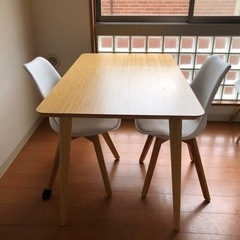 無料　ダイニングテーブル　引き取りに来てくれる方の画像