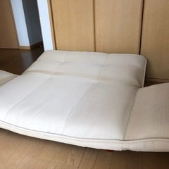 2人掛けソファーの画像