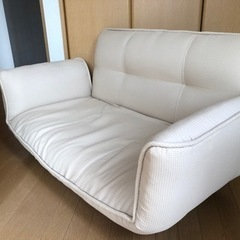 2人掛けソファーの画像