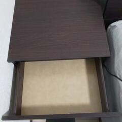 IKEA 引出し付 サイドテーブルの画像
