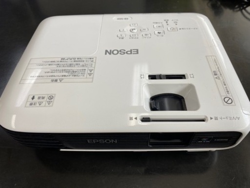 EPSON EB-S04 プロジェクター　中古品