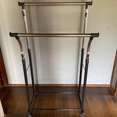 ハンガーラック　2段　キャスター付きの画像