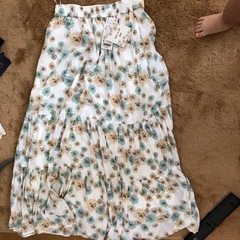 ポールアンドジョー 新品スカートの画像