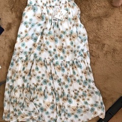 ポールアンドジョー 新品スカートの画像