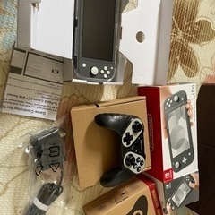 中古美品 Nintendo Switch Lite ニンテンドースイッチライト