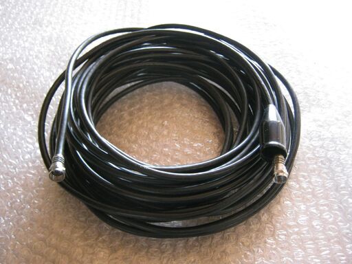 TVケーブル 20m  外形 6mm 両端コネクタ・カバー付 保管品