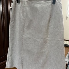 ★スカート1着100円 B