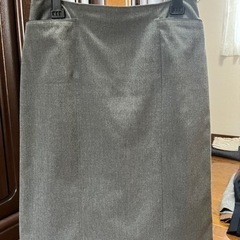 ★スカート1着100円 Bの画像