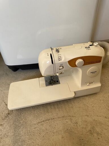 (売約済み)ジャガー 電子コントロール ミシン KD-650 ホワイト JAGUAR 趣味 手芸 裁縫 ハンドクラフト
