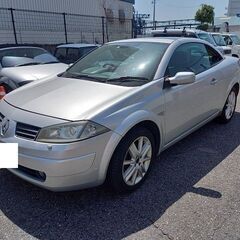 希少車ルノーメガーヌ　グラスルーフカブリオレ　走行４１０００㎞　これからのシーズンに　下取り交換可の画像