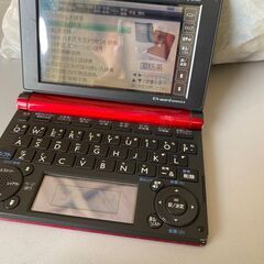  CASIO XD-B7300 中国語 EX-word DATAPLUS 6 レッド カシオ 電子辞書の画像
