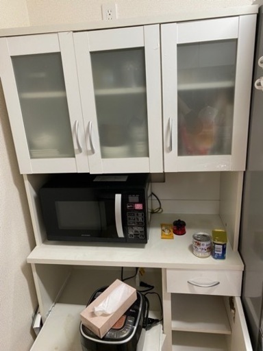 食器棚　ホワイト
