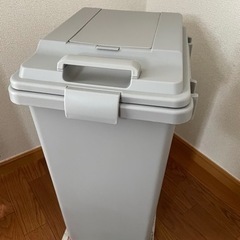 【ニトリ】40L ペールの画像