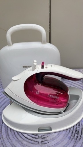 スチームアイロン　TA-FV420