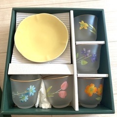 【未使用】庫山窯 夏 グラス 小皿 セット お花 すりガラス 黄色 花