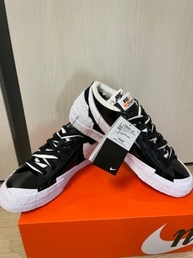 NIKE スニーカー