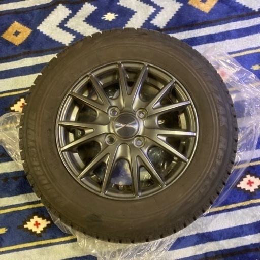 スタッドレスタイヤ、オシャレなホイール付き！ミラジーノ、ミラ、タント、ムーブなどなどに！！このシーズンだからこその大特価！！大幅値下げ！！軽自動車ユーザー必見！！