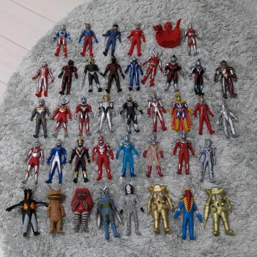 ウルトラマンシリーズ　４０体＋おまけ１０体