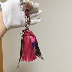 ハンドメイドリボンダッセルキーホルダー肌触りが良いシルク質感 の画像