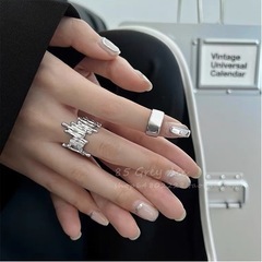 急募ネイリスト 無資格OK 名古屋駅の画像