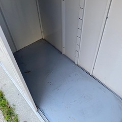 今週で終了します。物置　カギ付き　の画像