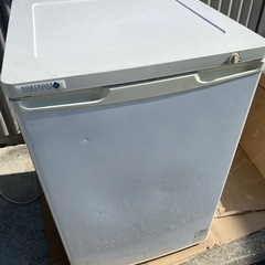 お薦め品‼️冷凍ストッカー 86L 