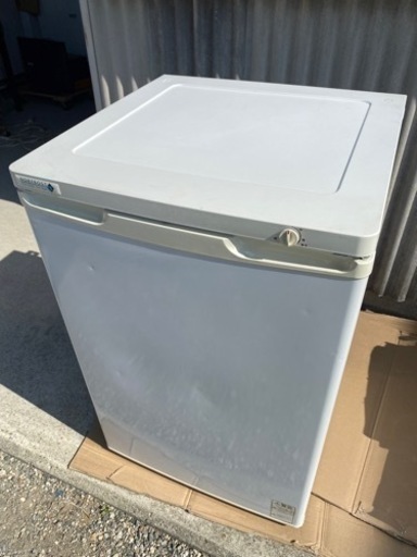 お薦め品‼️冷凍ストッカー 86L 