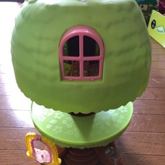 メルちゃんの木のおうち