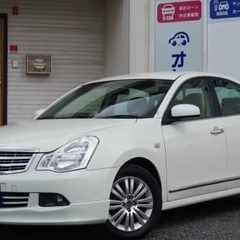 内装おしゃれななブルーバード！！の画像