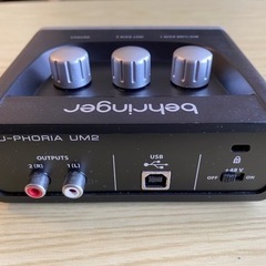 BEHRINGER（ベリンガー） U-PHORIA UM2（オーディオインターフェース）の画像