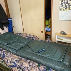 折りたたみベット　電動