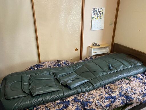 折りたたみベット　電動