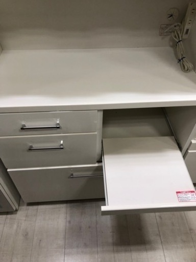取りに来れる方限定！ニトリのレンジボードになります！