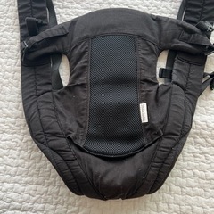 buddy buddyのワンタッチ4way抱っこひもの画像