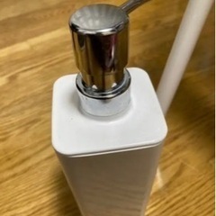 シャンプー　ボトル　ニトリの画像