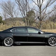 LS600hL 最上級 後席セパレート リアエンタ WORK21インチアルミ エアサスコントローラー 社外エアロの画像