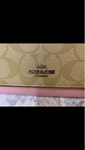 初回販売限定♪正規品 薄カーキピンク三つ折財布パスケース付き！