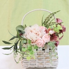 受付4/18迄🌸4月のフラワーアレンジレッスン♡単発okの画像