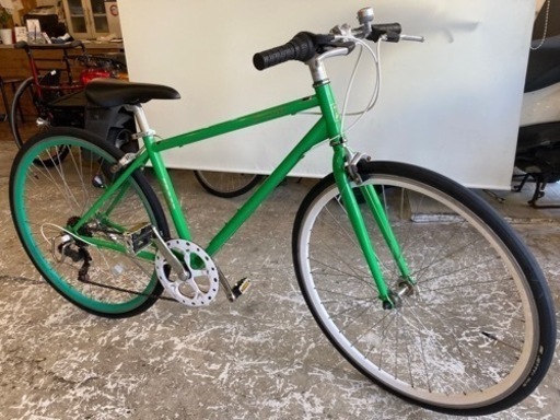 【前後タイヤ新品！700×28c】6段変速　クロスバイク　グリーン