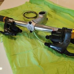 【SHIMANOシフトレバー・BONTRAGERステム付き】ハン...
