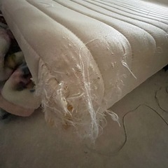 ダブルベッドの画像