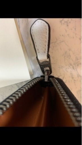 初回お値下げ♪キースヘリングコラボドッグ ジップアラウンドウォレット "チョーク"