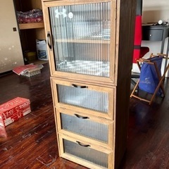 収納ボックスの画像