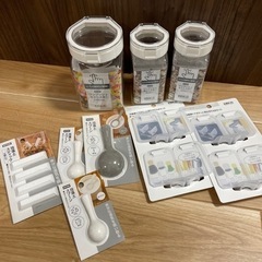 ニトリ　ワンプッシュキャニスター　珪藻土スプーン他