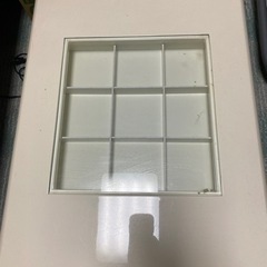 ショーケース付きテーブル