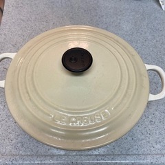 ルクルーゼ 鍋 【中古品】