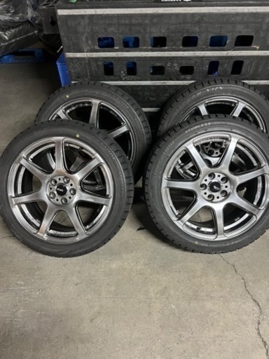 (商談中)更に値下げします！次のシーズンにTRDアルミホイールSARD17インチ、ブリザックVRX