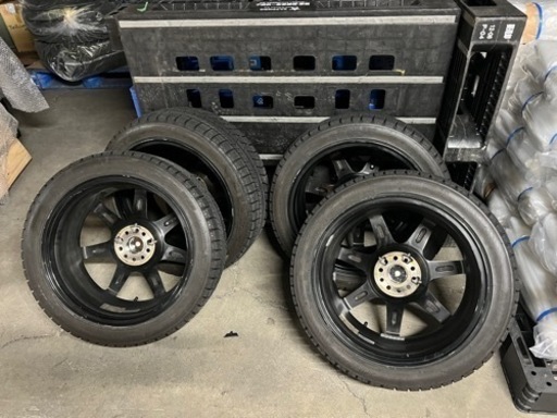 (商談中)更に値下げします！次のシーズンにTRDアルミホイールSARD17インチ、ブリザックVRX