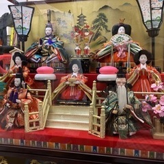 雛人形　ガラスケース入りの画像