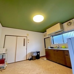 建築塗装工募集！一緒に家や店舗を塗りませんか？の画像